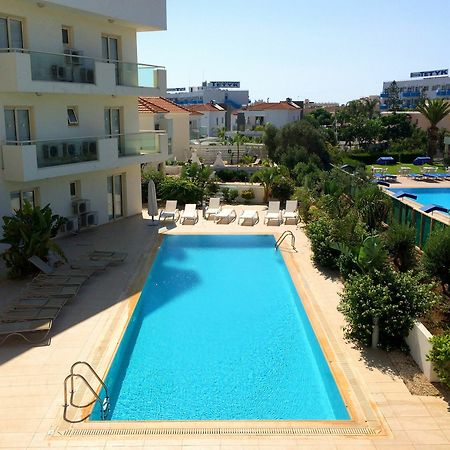 Marianna Suite Pernera Exterior photo