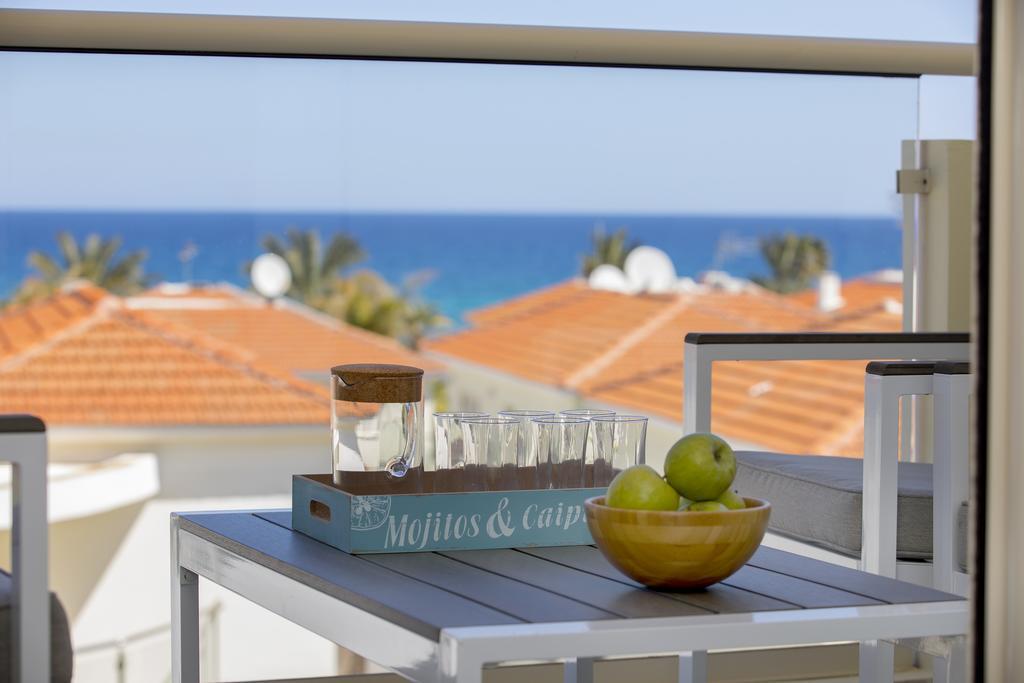 Marianna Suite Pernera Exterior photo